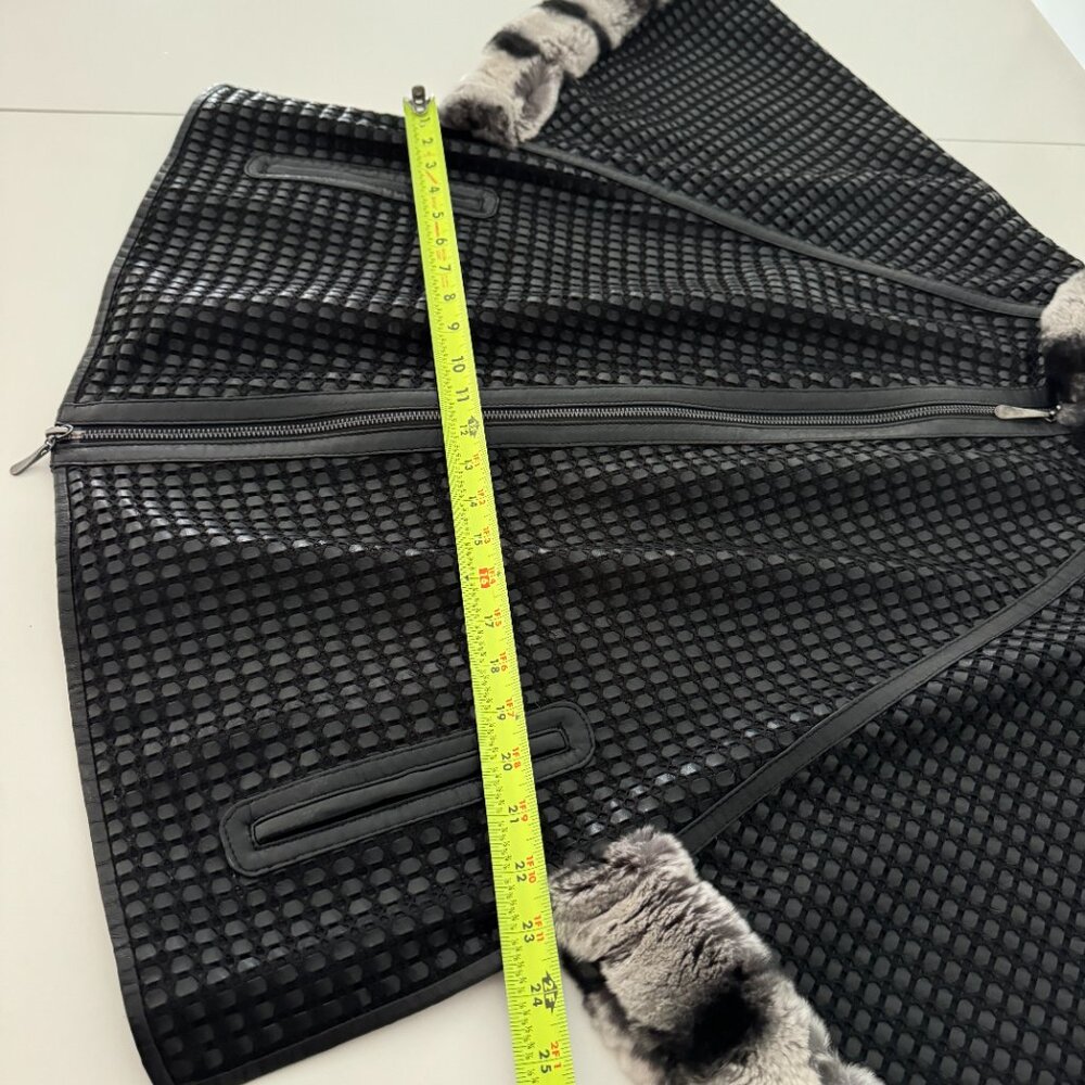 Leather Black cape with rabbit fur New, Size M - Picture 16 of 16